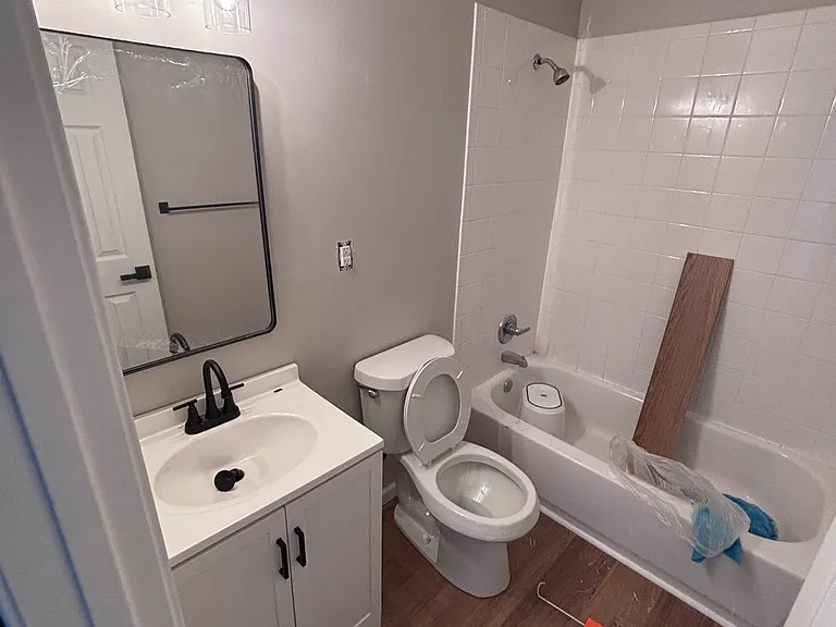 507 NW Hawthorne St — Photo 1