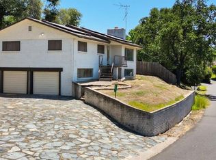 597 Amador Ave, Angels Camp, CA 95222