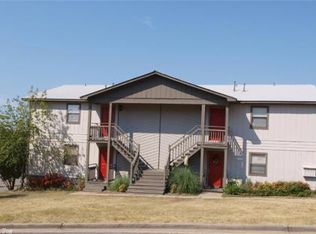 2 Towne Park Ct, Little Rock, AR 72227