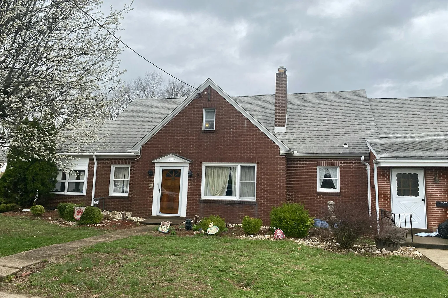 815 Mace St photo 1