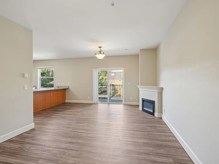 Aspen Grove Apartments — Photo 75