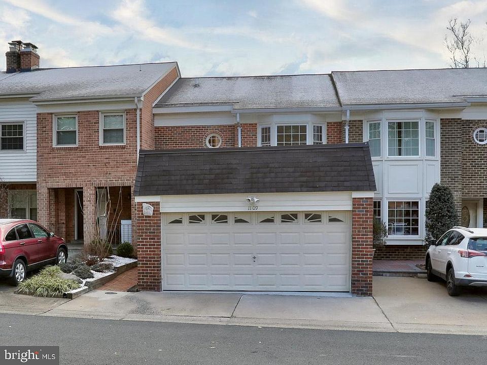 1st image of 1109 Moorefield Hill Ct SW