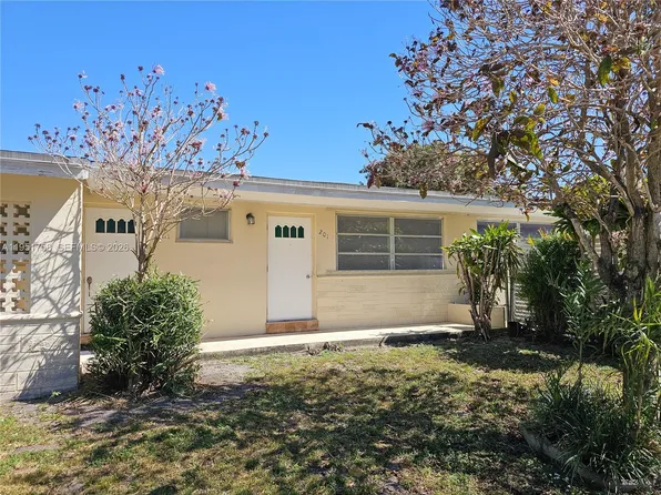 201 SW 30th Ct #201, Miami, FL 33135