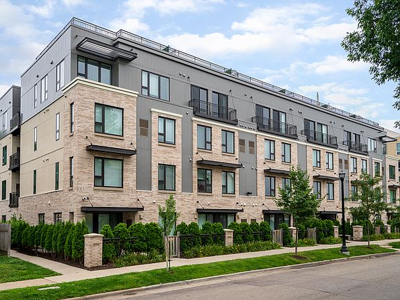 3rd image of 2817 Girard Ave S #4381373