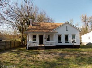 1307 Bothwell St, Greensboro, NC 27406