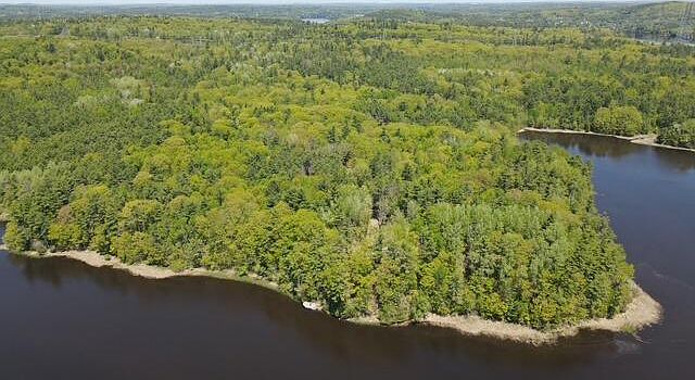 1st image of 63 Lower Oak Point Road