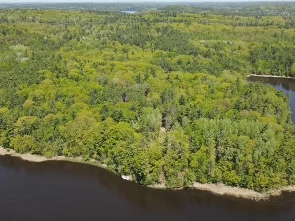 63 Lower Oak Point Road, Winterport, ME 04496