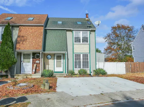 17 Cedar Ct, Somers Point, NJ 08244