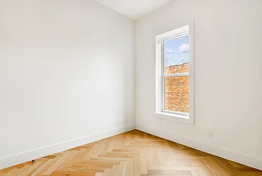 Rented by Akelius Real Estate Management