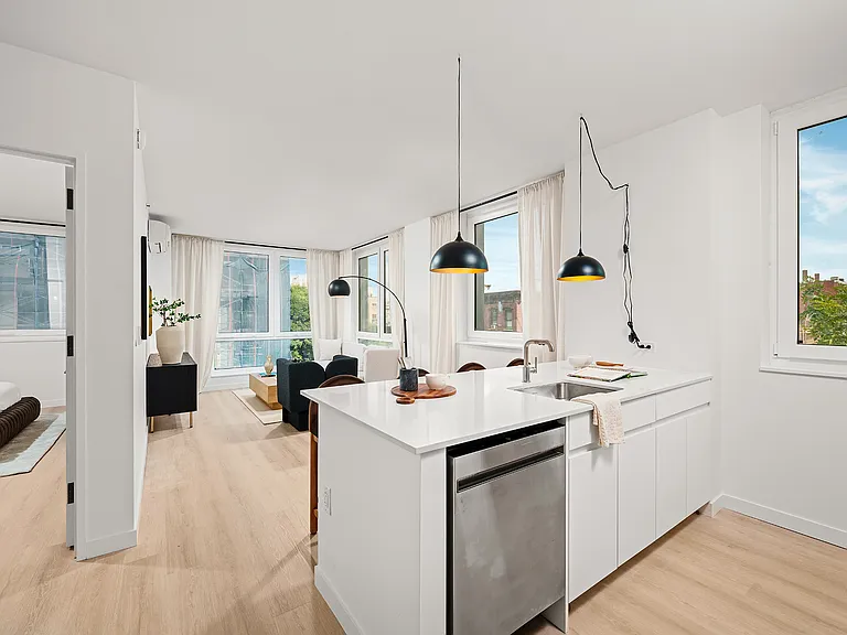 126 Sandford St #5131 — Photo 3