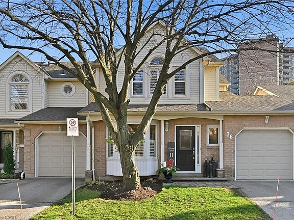 2nd image of 5255 Lakeshore Rd #38