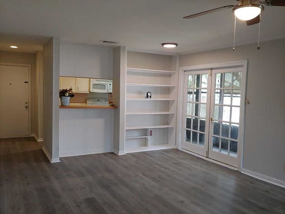 1st image of 10555 Turtlewood Ct Unit 607