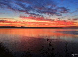 3183 Redwing Rd, Camano Island, WA 98282