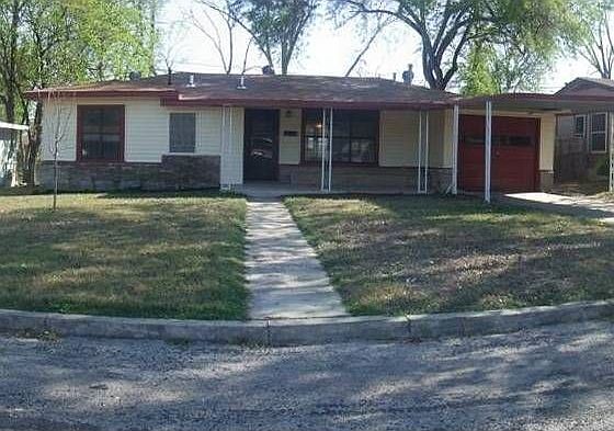 1st image of 718 Burwood Ln
