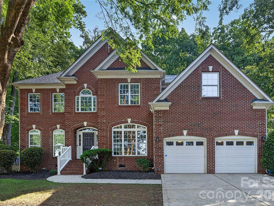 1st image of 6301 Crown Hill Dr