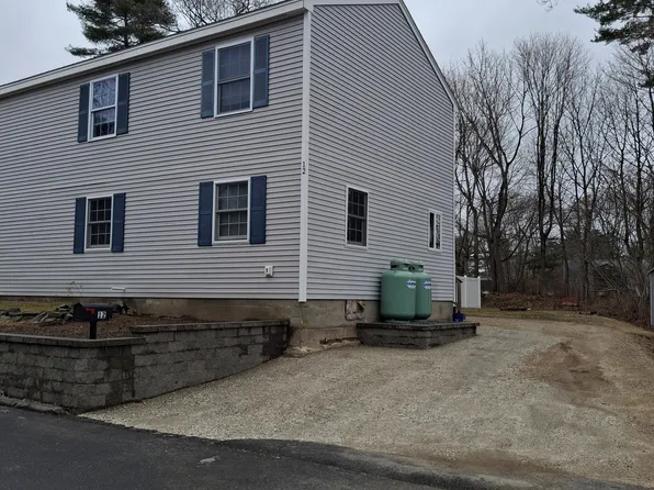 12 Macdougal St #12, Kittery, ME 03904