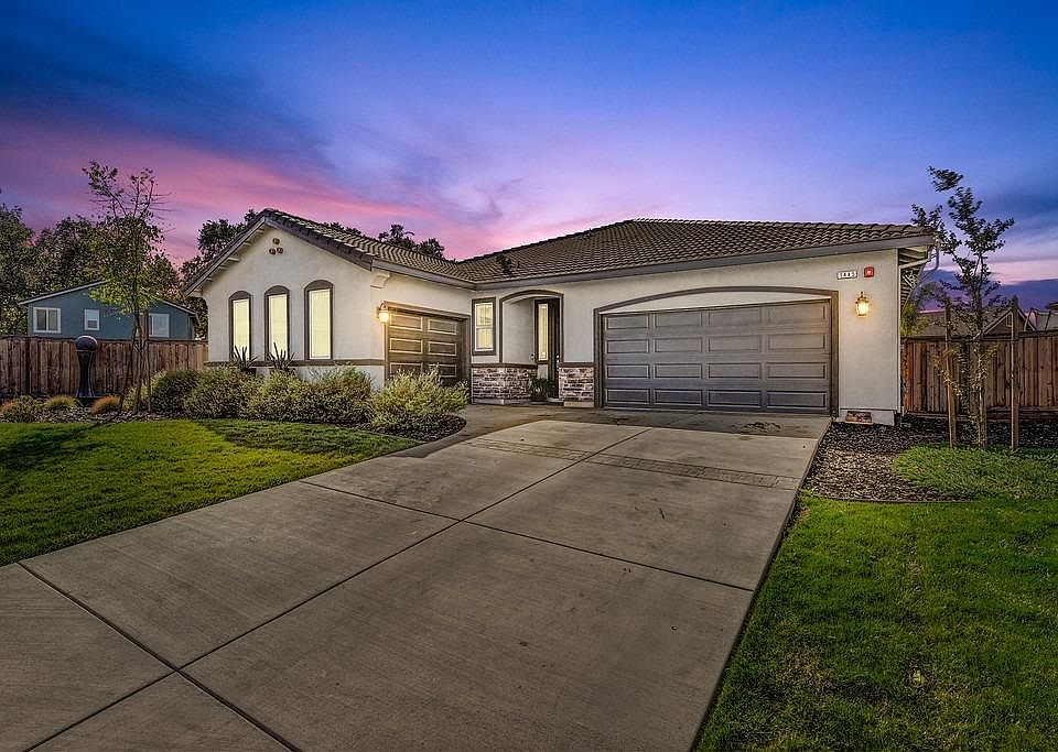 1st image of 1445 Pebble Ct
