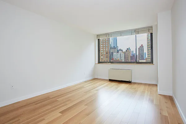 Rented by Brown Harris Stevens | media 20
