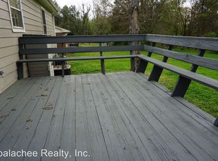 249 Grove St, Winder, GA 30680