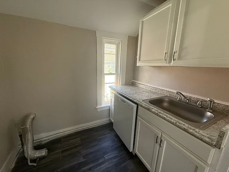 45 Aspen Street — Photo 3
