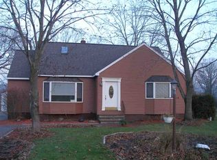 717 Hudson River Rd, Mechanicville, NY 12118