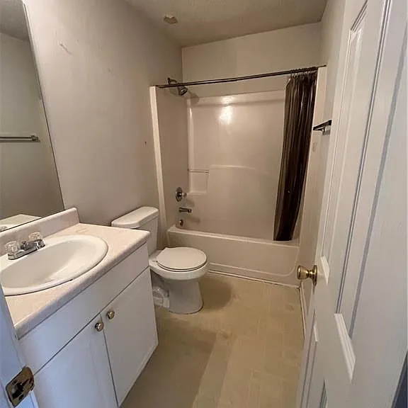 5420 Sapphire Cir — Photo 22