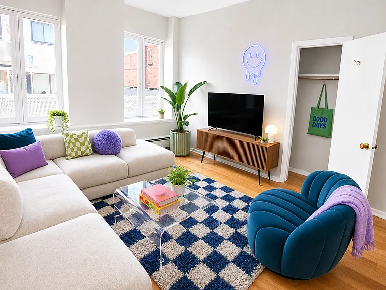 Hardwood 1-Bedroom