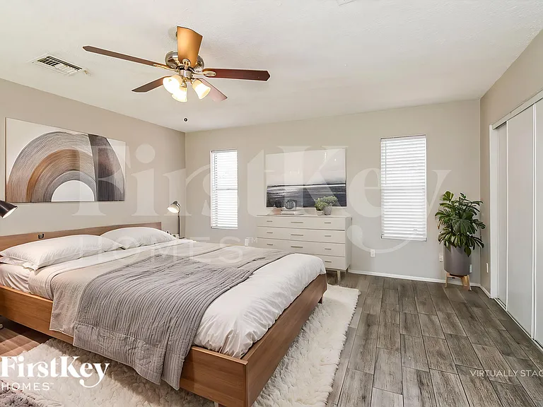 2030 E Aspen Ave — Photo 10