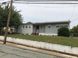 392 Harrison St, Nutley, NJ 07110