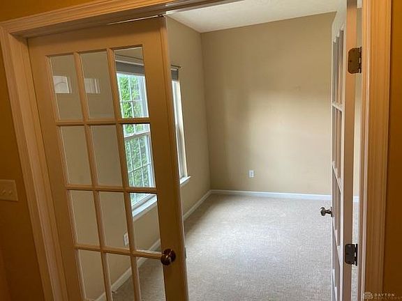 3rd image of 2380 Gerard Ct