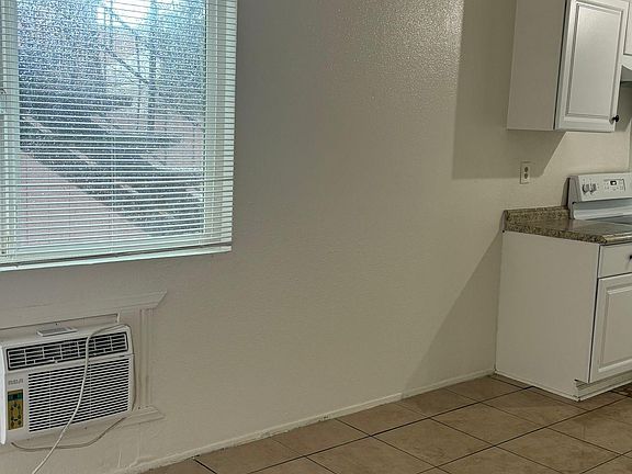 3rd image of 12614 Julian Ave Unit A