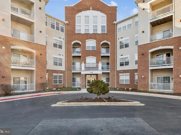 2608 Chapel Lake Dr APT 209, Gambrills, MD 21054