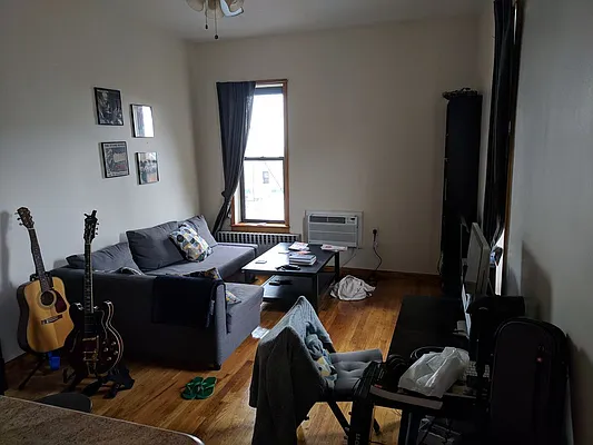 Rented by Stareal Group LLC | media 24