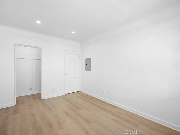 1233 Orange Grove Ave — Photo 11