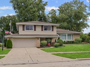 601 N Broadway Ave, Park Ridge, IL 60068