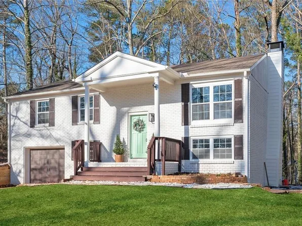 2976 Bay Berry Dr SW, Marietta, GA 30008