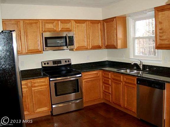 5th image of 12103 Plantation Dr