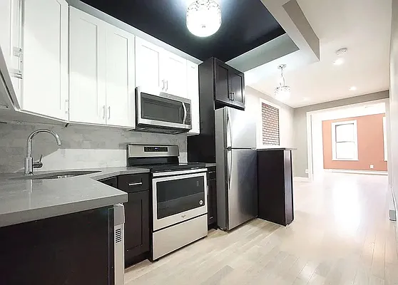 Rented by Brickview NYC Realty NYV LLC | media 1