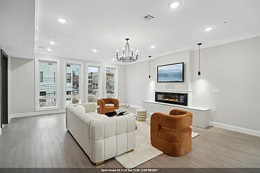 221 Liberty Avenue, #B