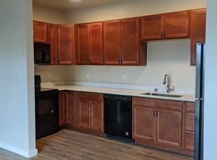 7427 S D St #104, Tacoma, WA 98408