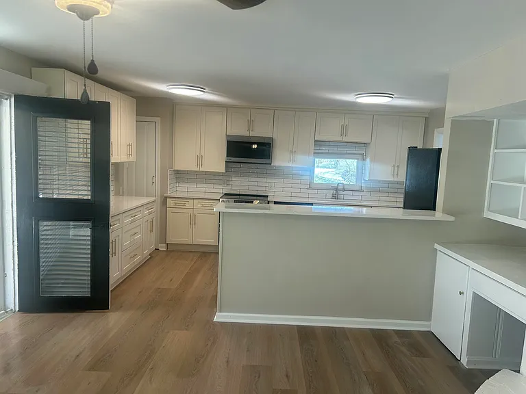 104 Colby Hills Dr — Photo 6