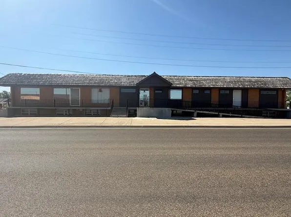 102 E 11th St, Liberal, KS 67901