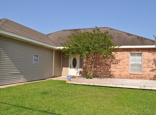 3702 Coulee Rd, New Iberia, LA 70560