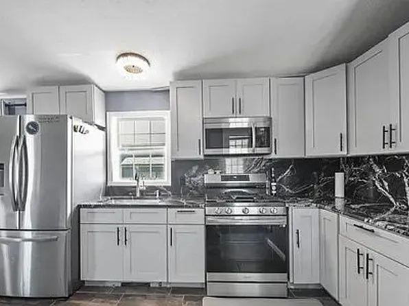 813 North St, Jackson, NJ 08527