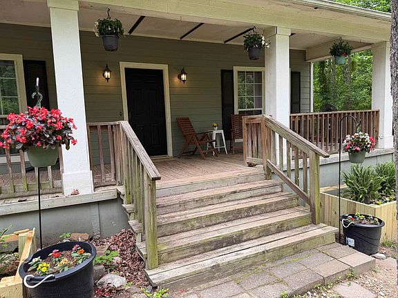 3rd image of 235 L Lee St