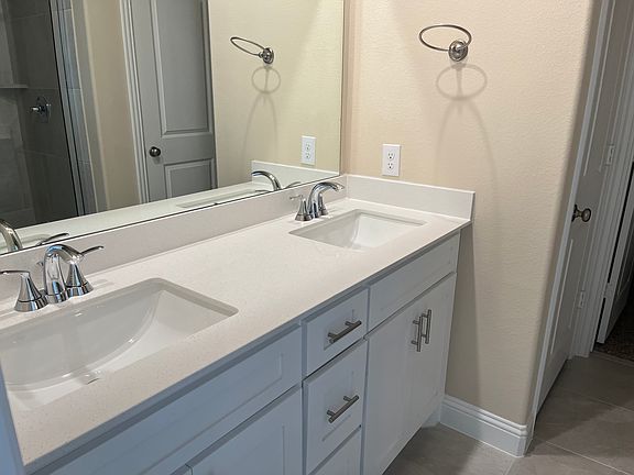 2nd image of 1013 Amendun Ln