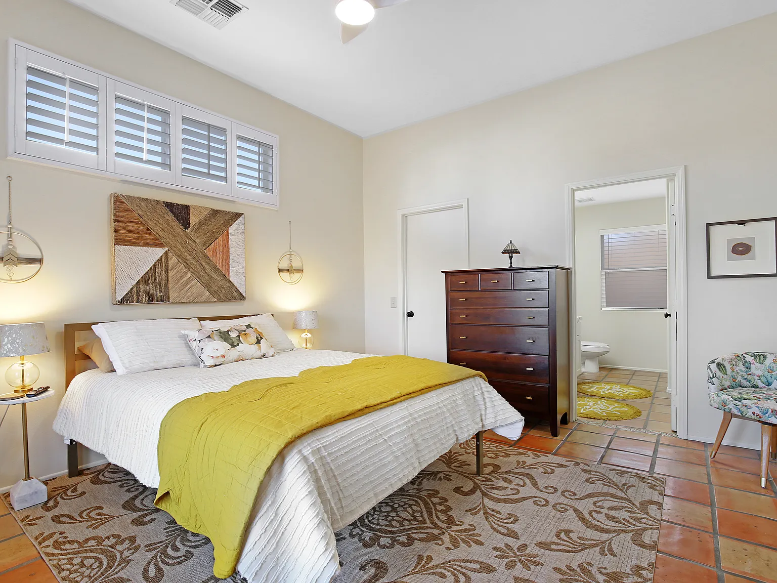 3 bed, $5,500 — Photo 2
