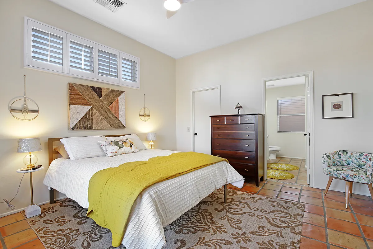 Building Photo - Avenue Ramirez La Quinta Cir