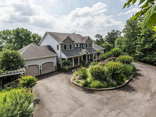 1st image of 41453 Fox Creek Ln