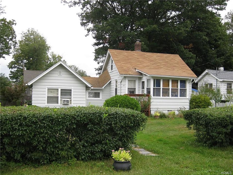 1st image of 12 Chestnut St